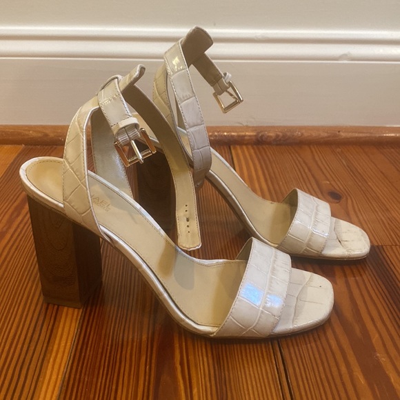 Michael Kors block heel - Picture 2 of 4